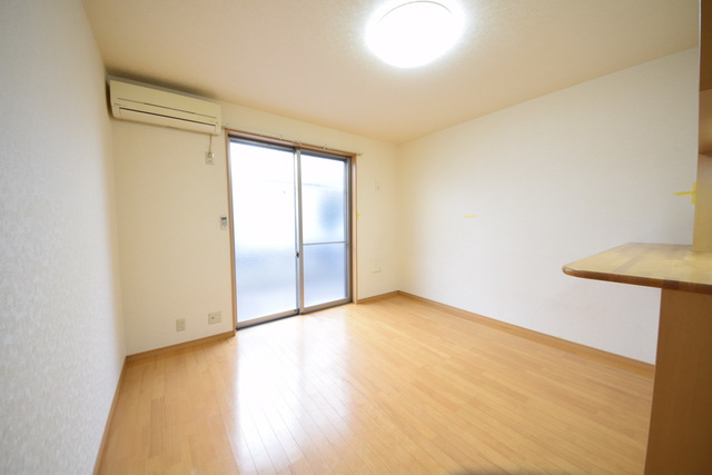 居室・リビング　～家族団欒はこちらです～