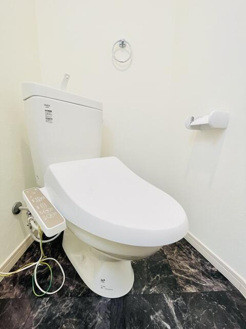 トイレ　トイレもきれいです