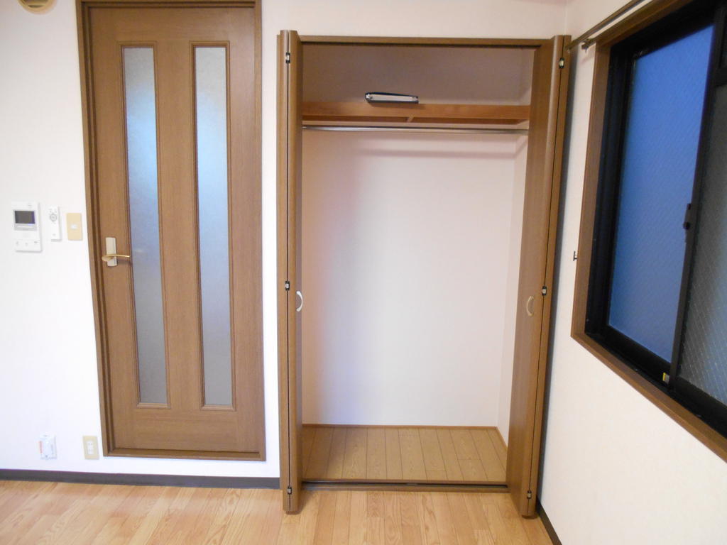 収納　クローゼット