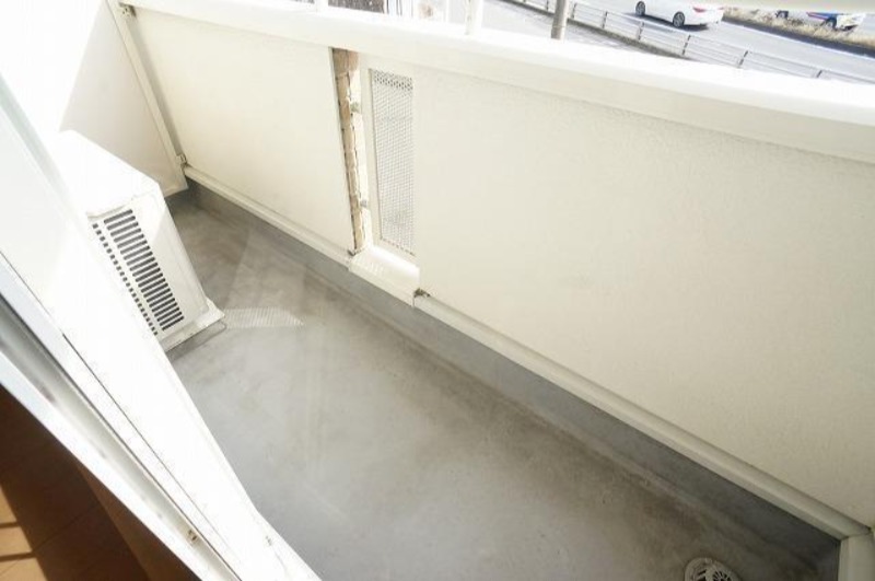 バルコニー　図面と現状に相違がある場合には現状を優先．．．