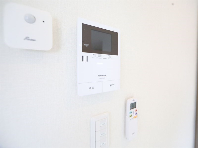 セキュリティ　ＴＶモニター付インターホン　同仕様写真