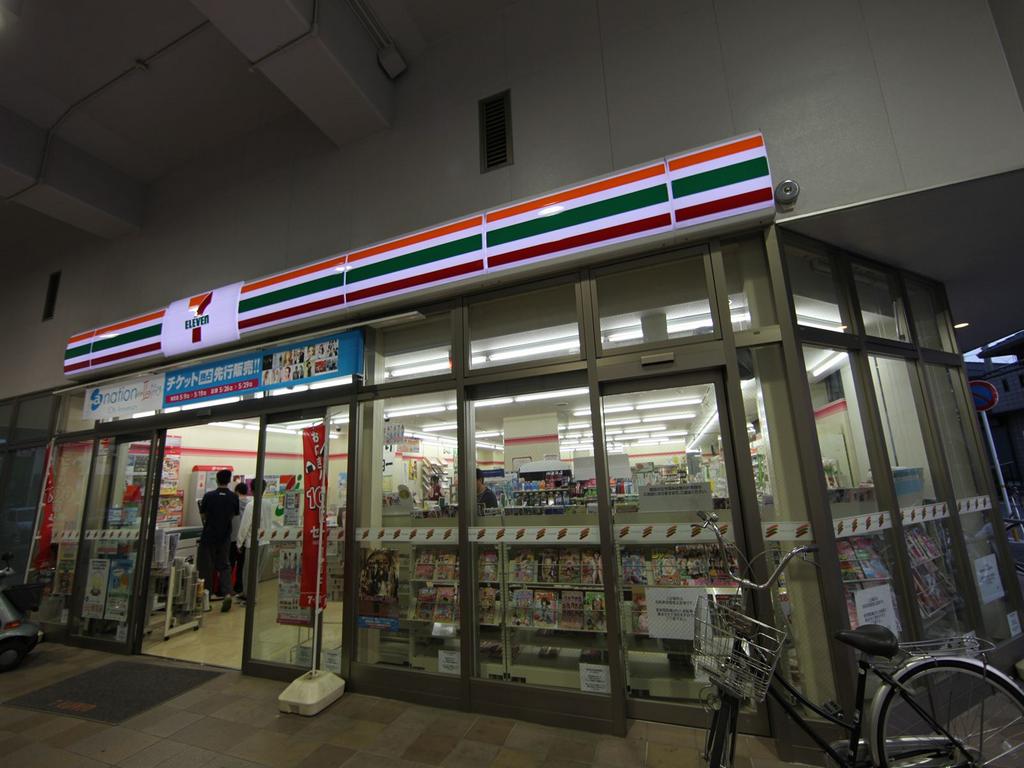 コンビニ　セブンイレブン 名古屋柴田駅前店 (コンビニ)（コンビニ）まで100m