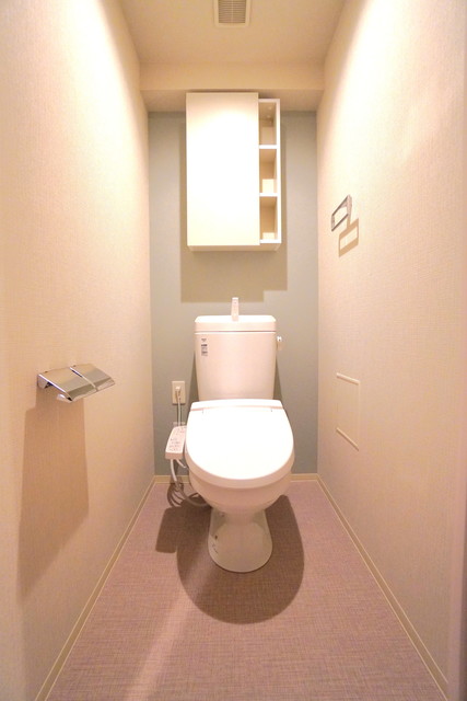 トイレ　※写真は同タイプ住戸です。
