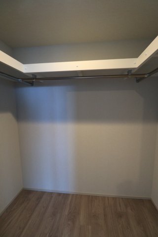 収納　ブランズタワー大阪本町　クローゼット