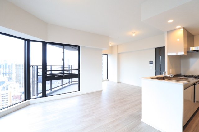 居室・リビング　ブランズタワー大阪本町　リビング