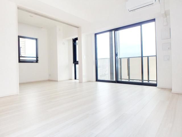 居室・リビング　別号室参考写真