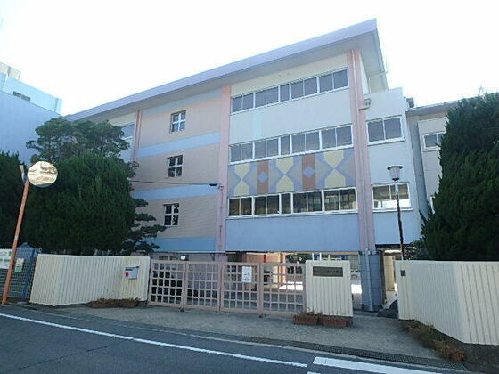 中学校　池田市立渋谷中学校（中学校）まで2007m