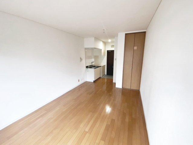 居室・リビング　ゆったり過ごせる居間です