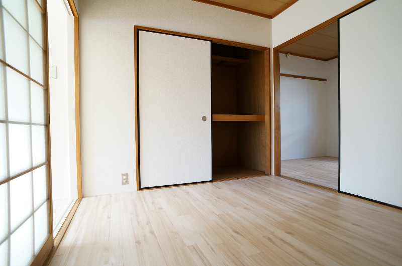 収納　※同タイプ108号室の写真です★（実際のお部屋とは異なります