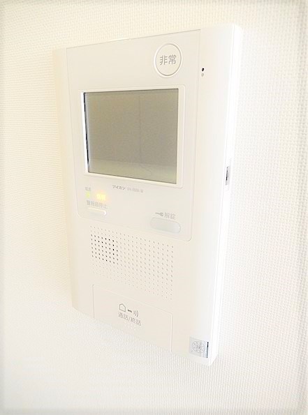 セキュリティ　★TV付インターホンだから安心★