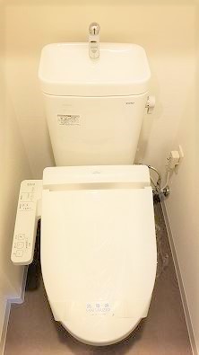 トイレ　★温水洗浄便座★