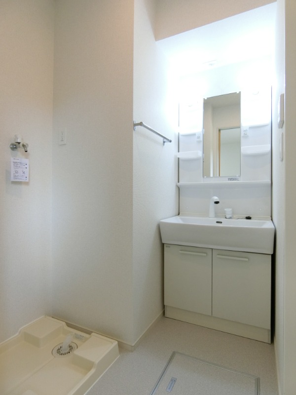 洗面設備　図面と現状に相違がある場合には現状を優先