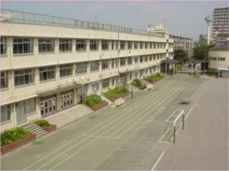 小学校　北区立浮間小学校（小学校）まで156m