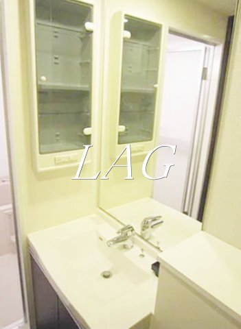 洗面設備　洗面台です。