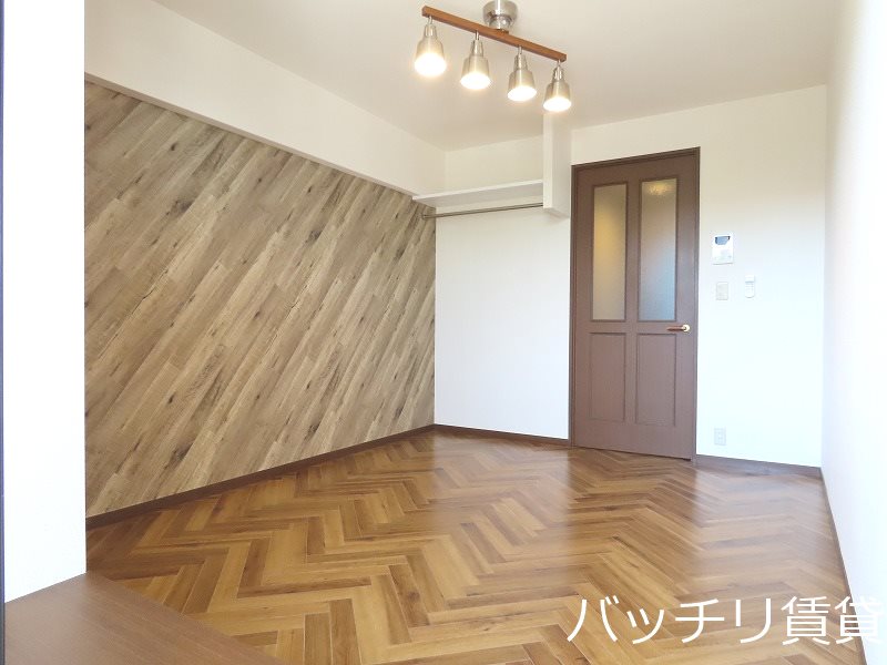 居室・リビング　※別号室イメージ画像。現況を優先いたします。