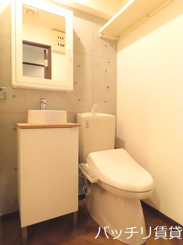 洗面設備　※別号室イメージ画像。現況を優先いたします。