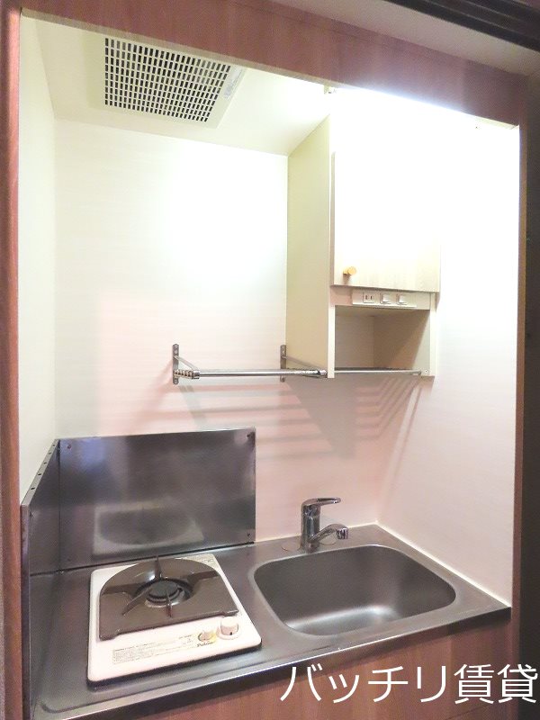 キッチン　※別号室イメージ画像。現況を優先いたします。