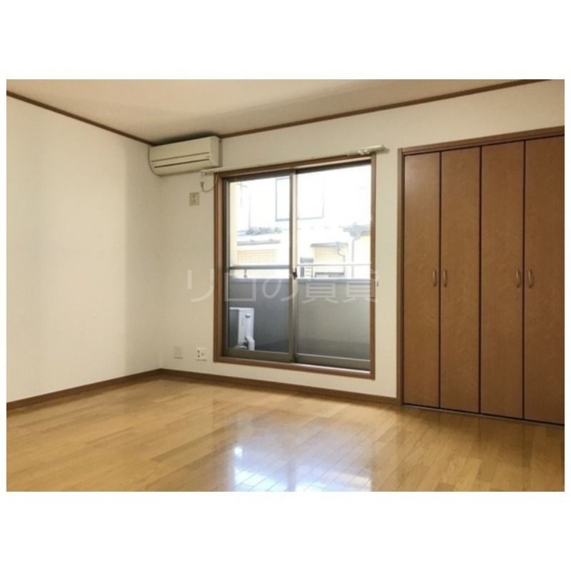 居室・リビング　※別部屋参考写真