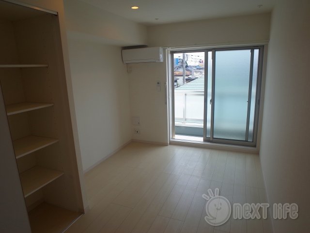 居室・リビング　リブリフローラルコート