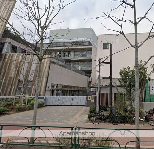 小学校　港区立芝浦小学校（小学校）まで179m