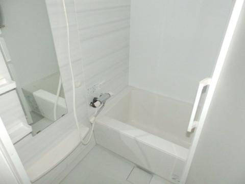 バス・シャワールーム　バス