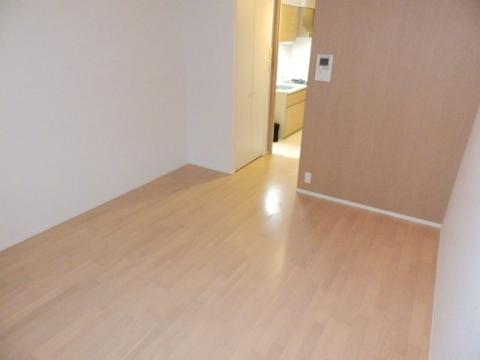 居室・リビング　室内