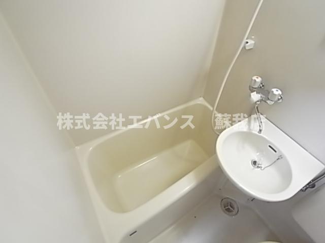 バス・シャワールーム　お風呂です