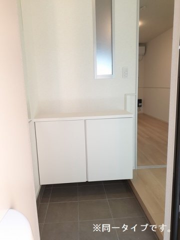 玄関　ゆったりとした玄関です