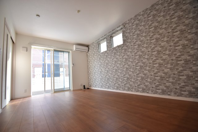 居室・リビング　※別部屋参考写真※