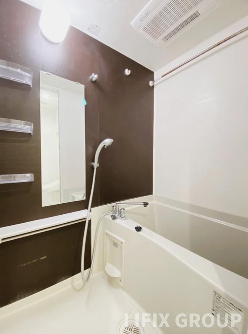 バス・シャワールーム　風呂