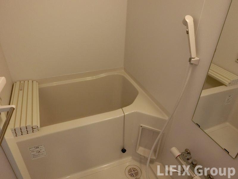 バス・シャワールーム　風呂