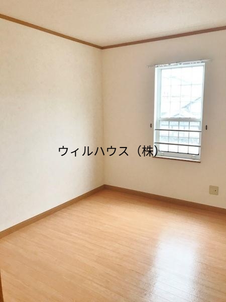 その他部屋・スペース　明るい洋室！