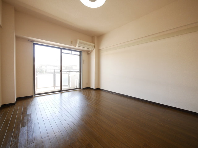 居室・リビング　★広々としたお部屋です★