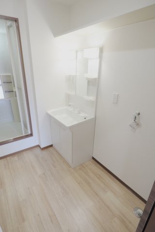 洗面設備　※似た改装をした別部屋の写真です。参考下さい。