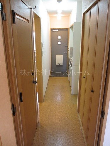 居室・リビング　※別号室参考写真