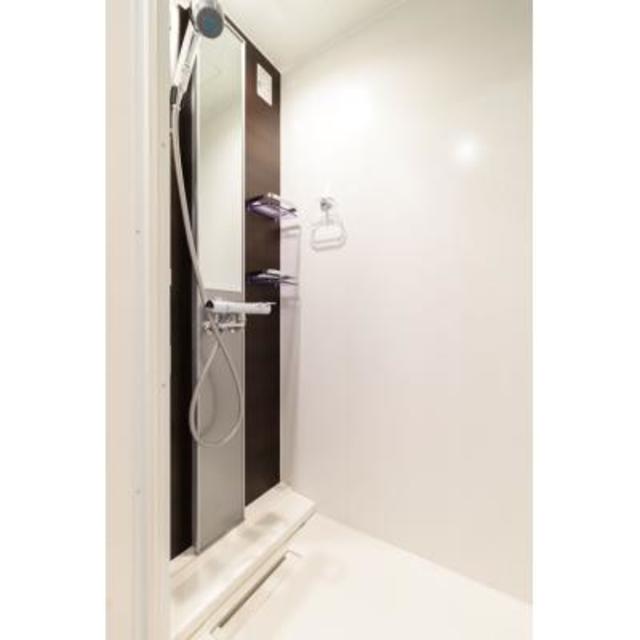 バス・シャワールーム　※写真は同タイプ住戸です。