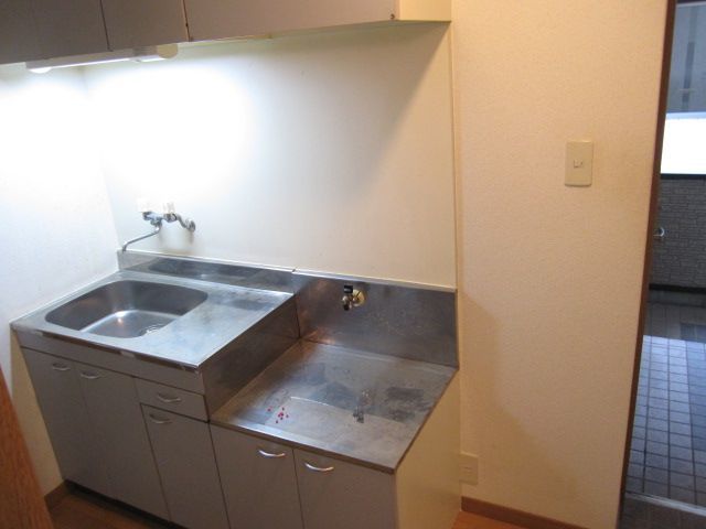 キッチン　別部屋参考写真・現状優先