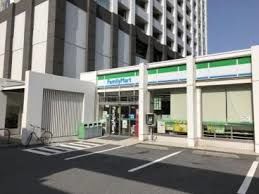 コンビニ　ファミリーマート港南四丁目店（コンビニ）まで405m