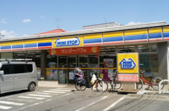 コンビニ　ミニストップ 練馬上石神井3丁目店（コンビニ）まで2238m