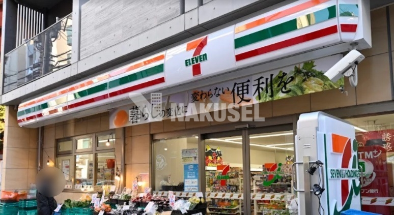コンビニ　セブンイレブン三軒茶屋世田谷通り店（コンビニ）まで120m