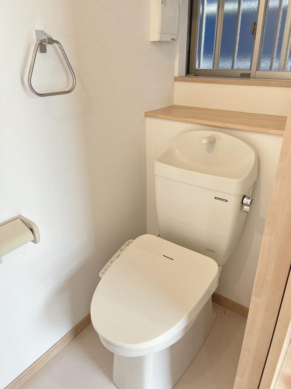 トイレ　ウォシュレット完備