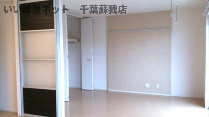 その他部屋・スペース　落ち着いて過ごせるお部屋なので、寝室にいかがでしょうか