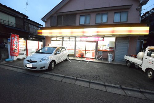 コンビニ　ベイスターズマートおおたけ（コンビニ）まで477m