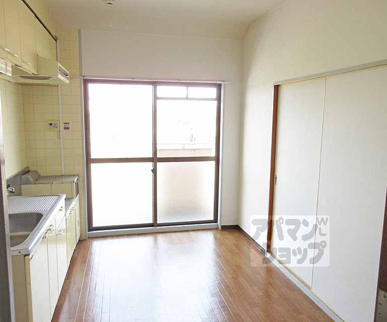 居室・リビング　とっても綺麗なお部屋です・