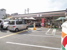 コンビニ　セブンイレブン 世田谷弦巻1丁目店（コンビニ）まで426m