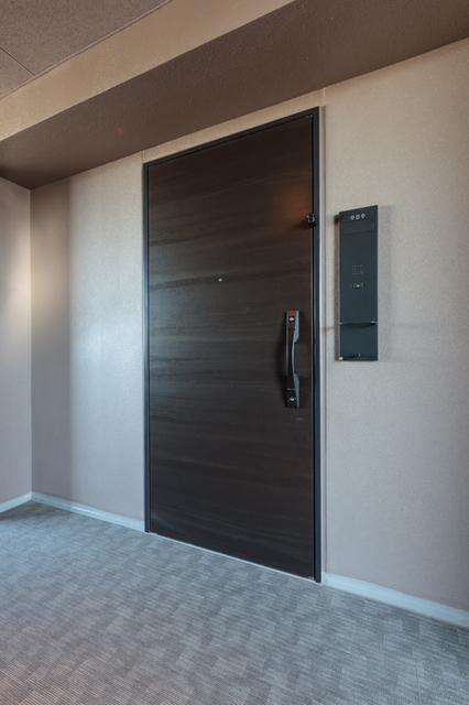 玄関　※写真は同タイプ住戸です。