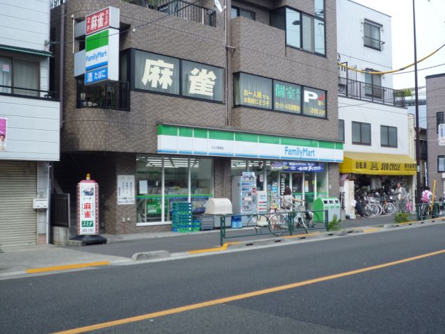 コンビニ　ファミリーマート（コンビニ）まで430m