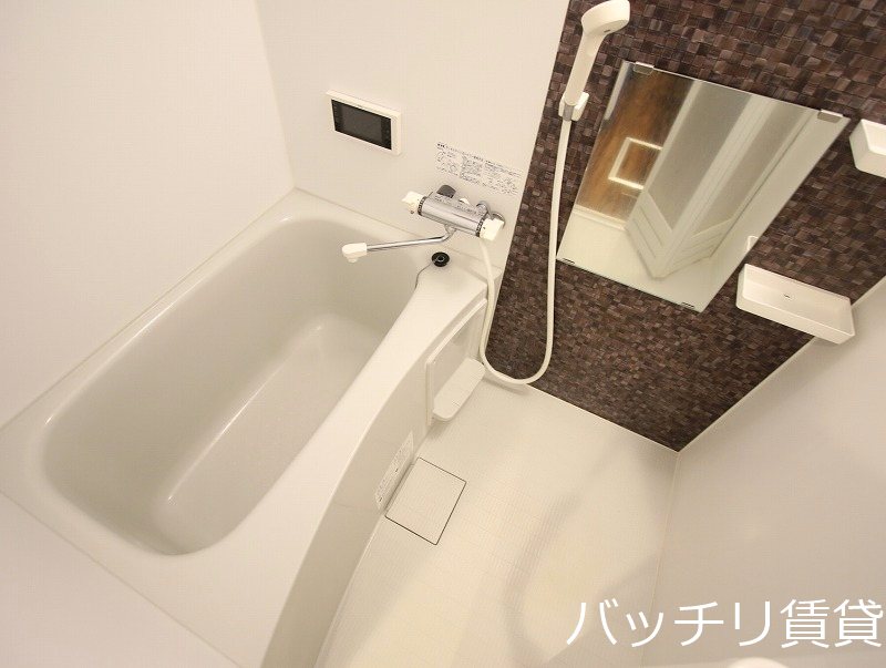バス・シャワールーム　＊画像は別部屋の為イメージ、現状を優先いたします