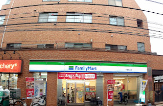 コンビニ　ファミリーマート 千歳烏山店（コンビニ）まで283m