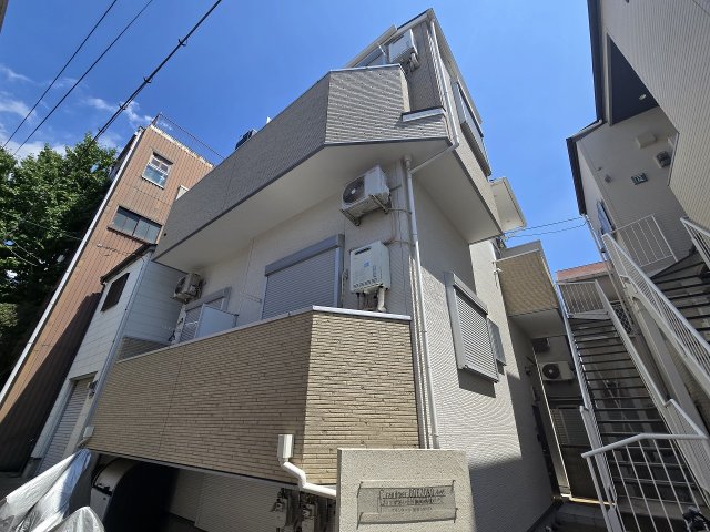 建物外観　外観は落ち着いています